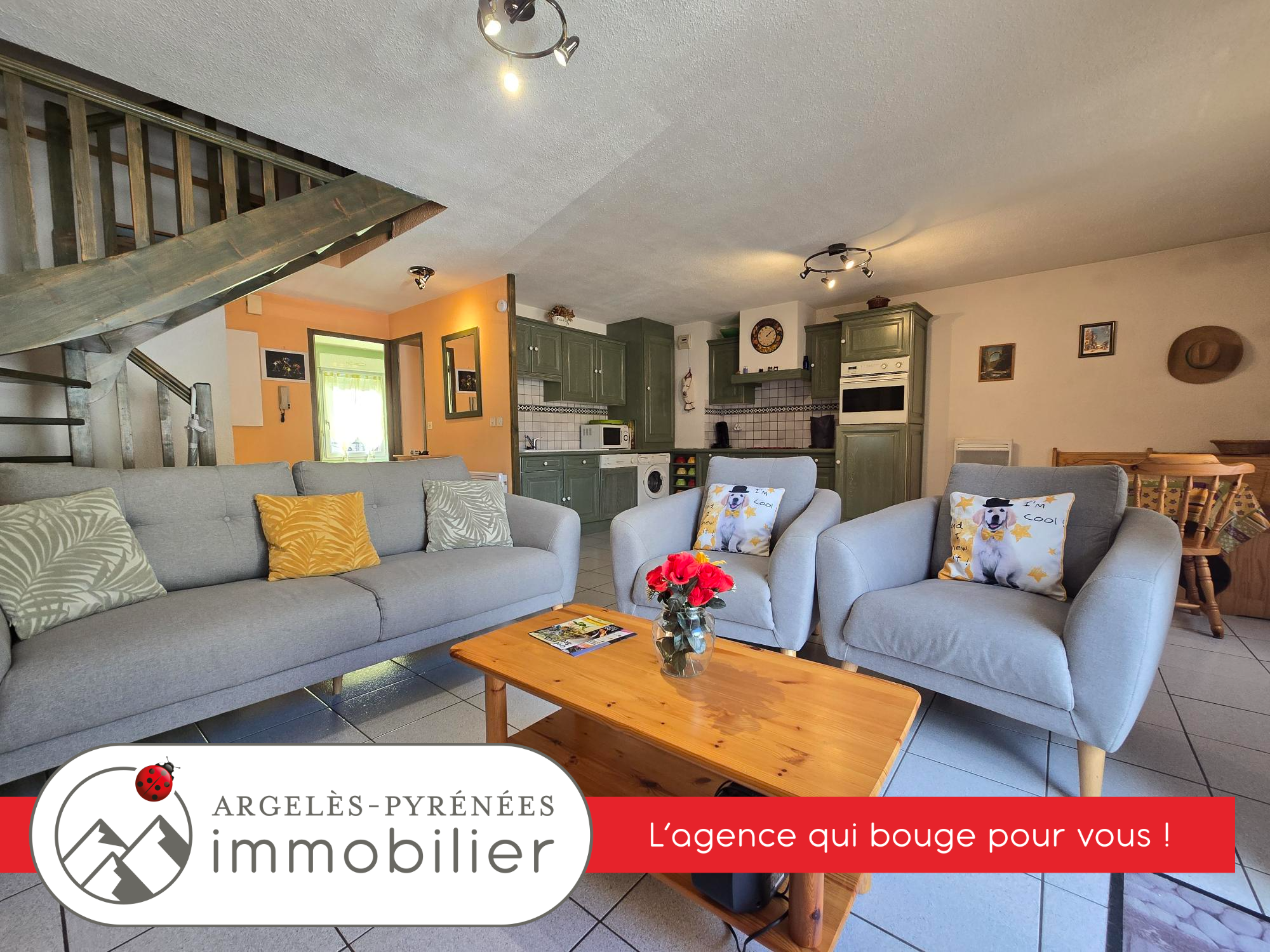 À vendre Bel appartement duplex T4 au coeur de LUZ ST SAUVE